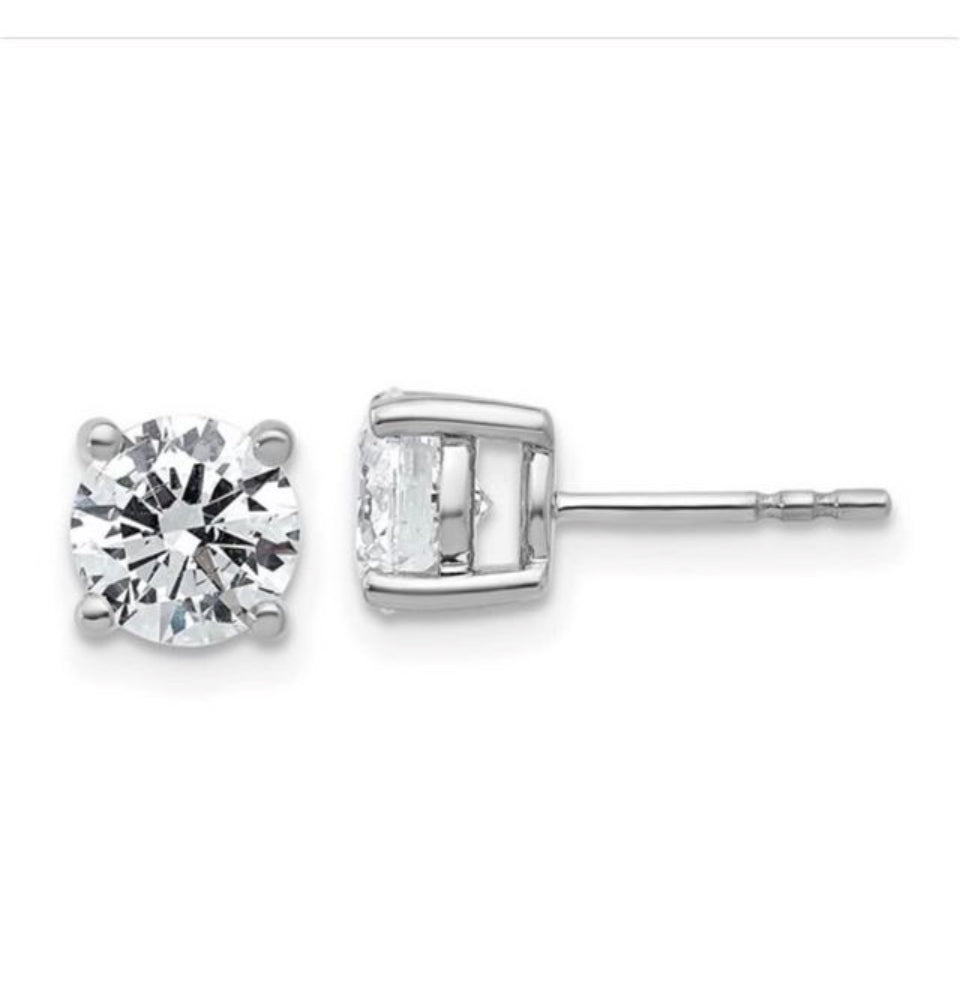 14k White Gold 2
carat total weight Round
VS/SIGH Lab
Grown Diamond
4 Prong Stud Post Earrings