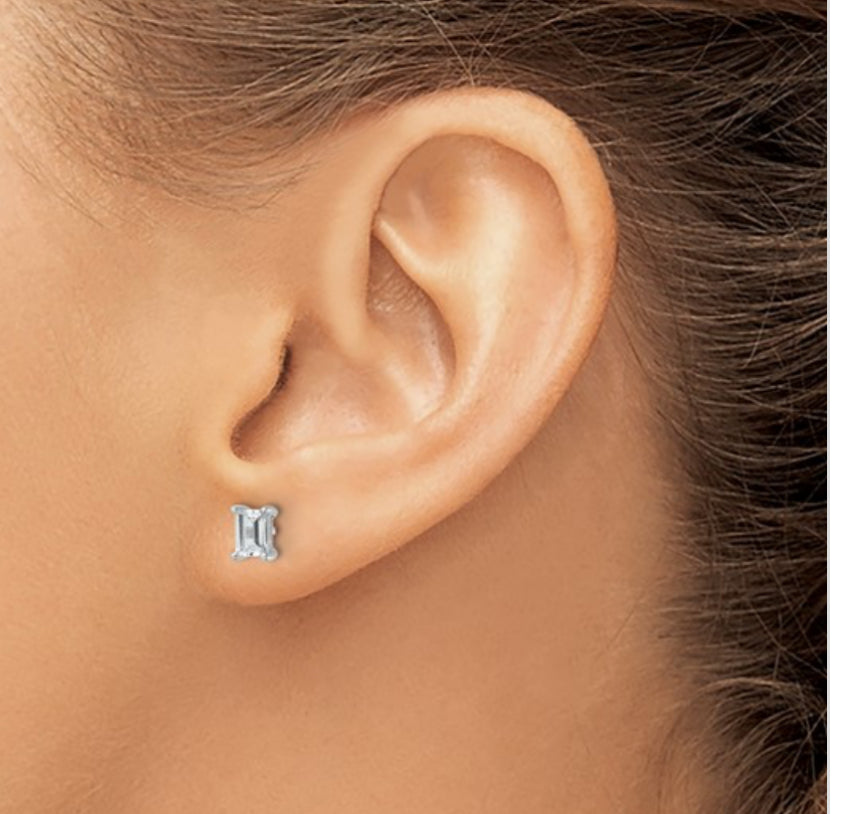14k 2 carat total weight Emerald VS/SI GH Lab Grown Diamond Stud Post Earrings