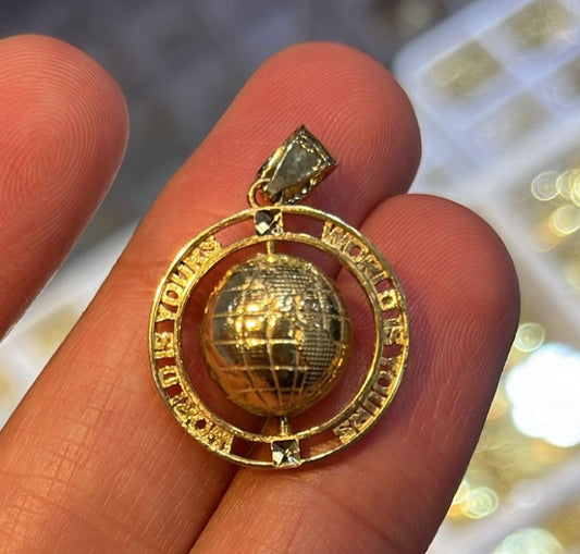 10kt gold world charm